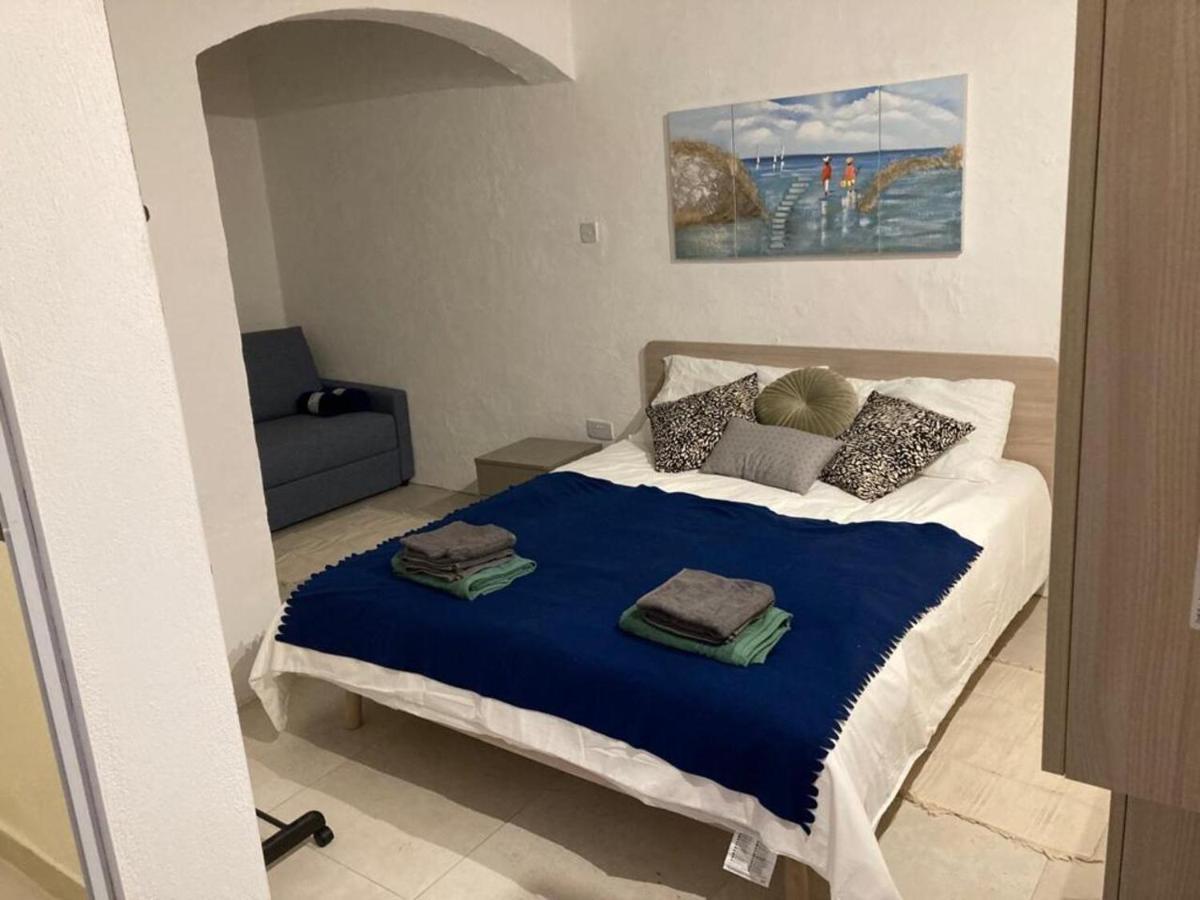 Cosy 1 Bedroom Maisonette In The Heart Of Валетта Экстерьер фото