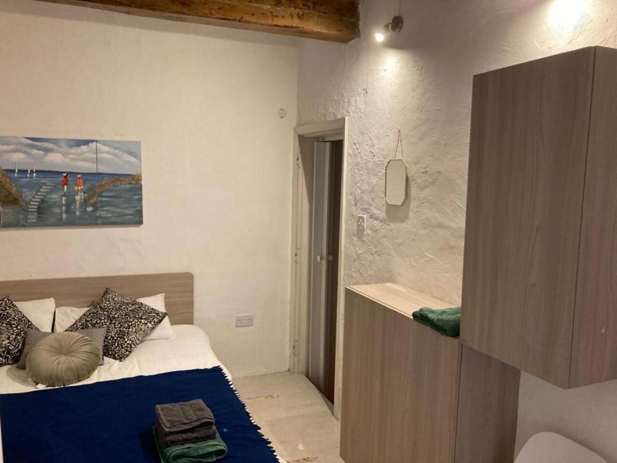 Cosy 1 Bedroom Maisonette In The Heart Of Валетта Экстерьер фото